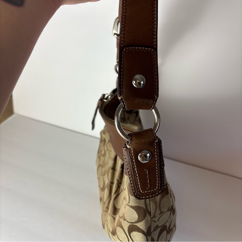 Coach Hobo Tan and Brown Signature Shoulder Bag Canvas Leather - Picture 3 of 12